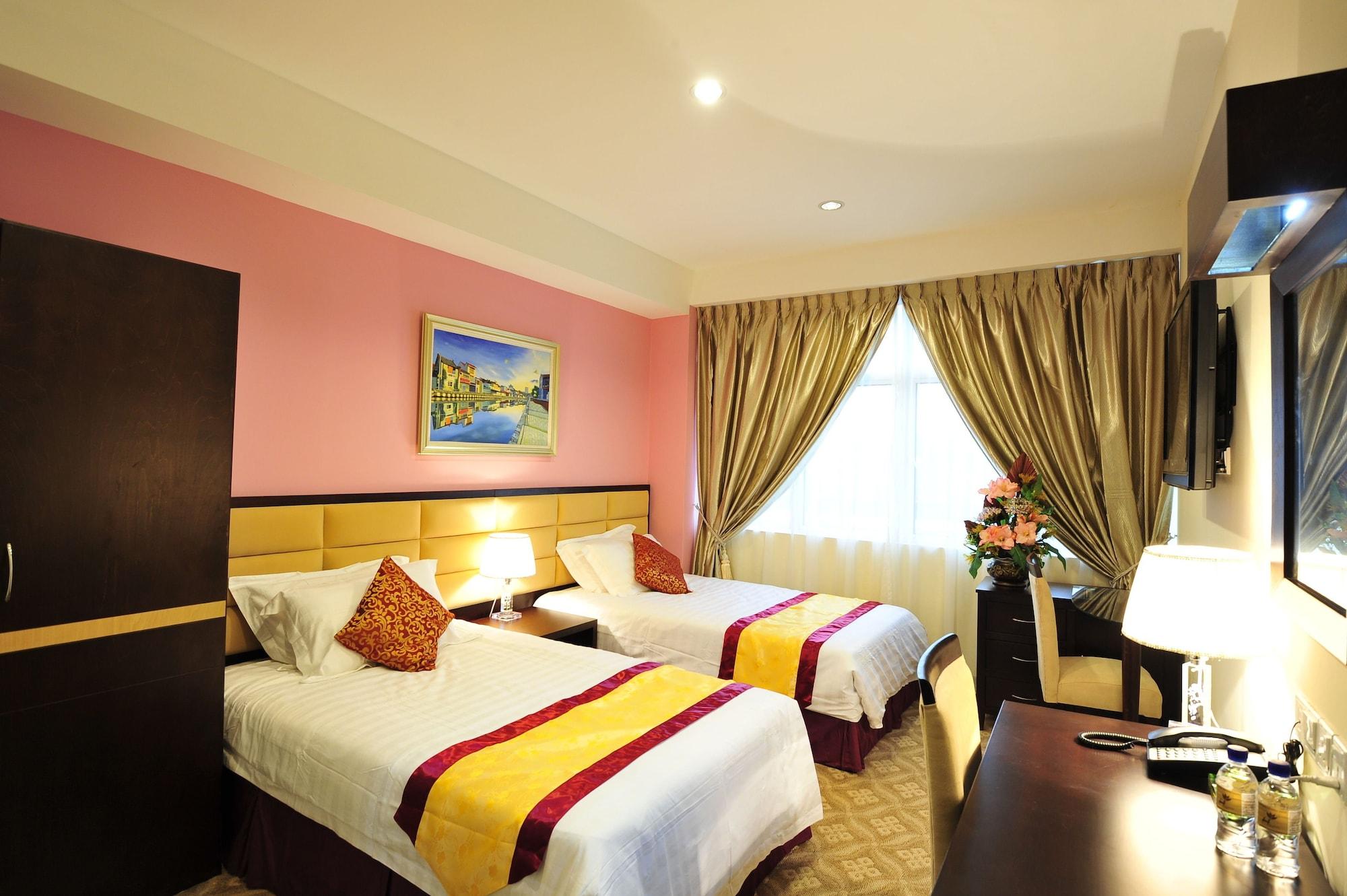 Hallmark Crown Hotel Malacca Екстер'єр фото